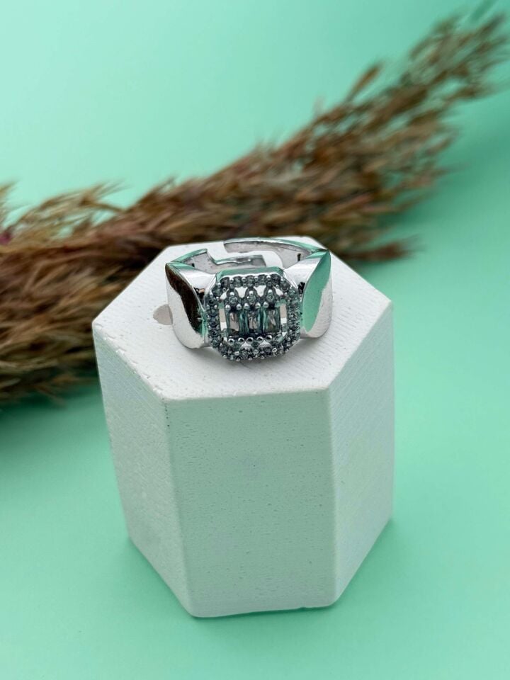 VIP Ring (Adjustable) // RING-1532