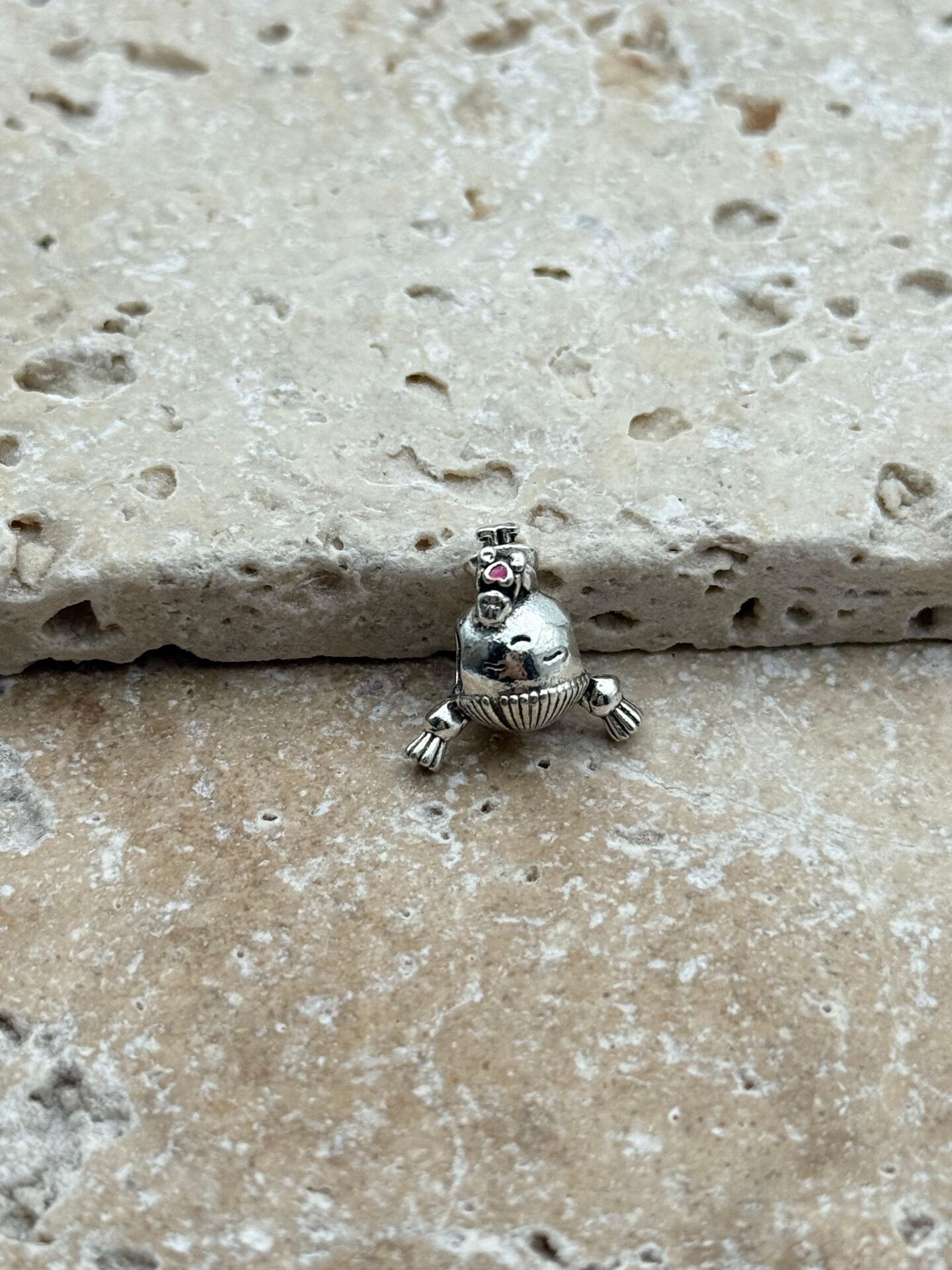 PNDR Charm // CHARM-778