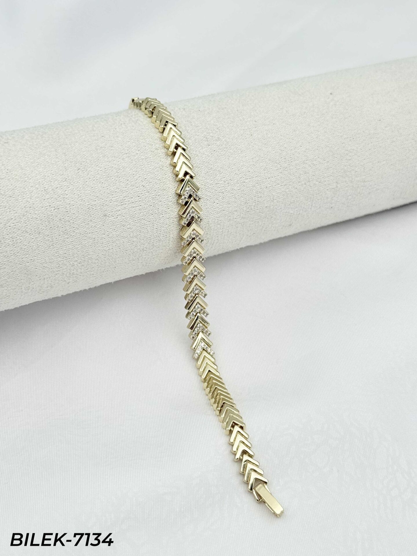 CM 14K Bileklik // BILEK-7134