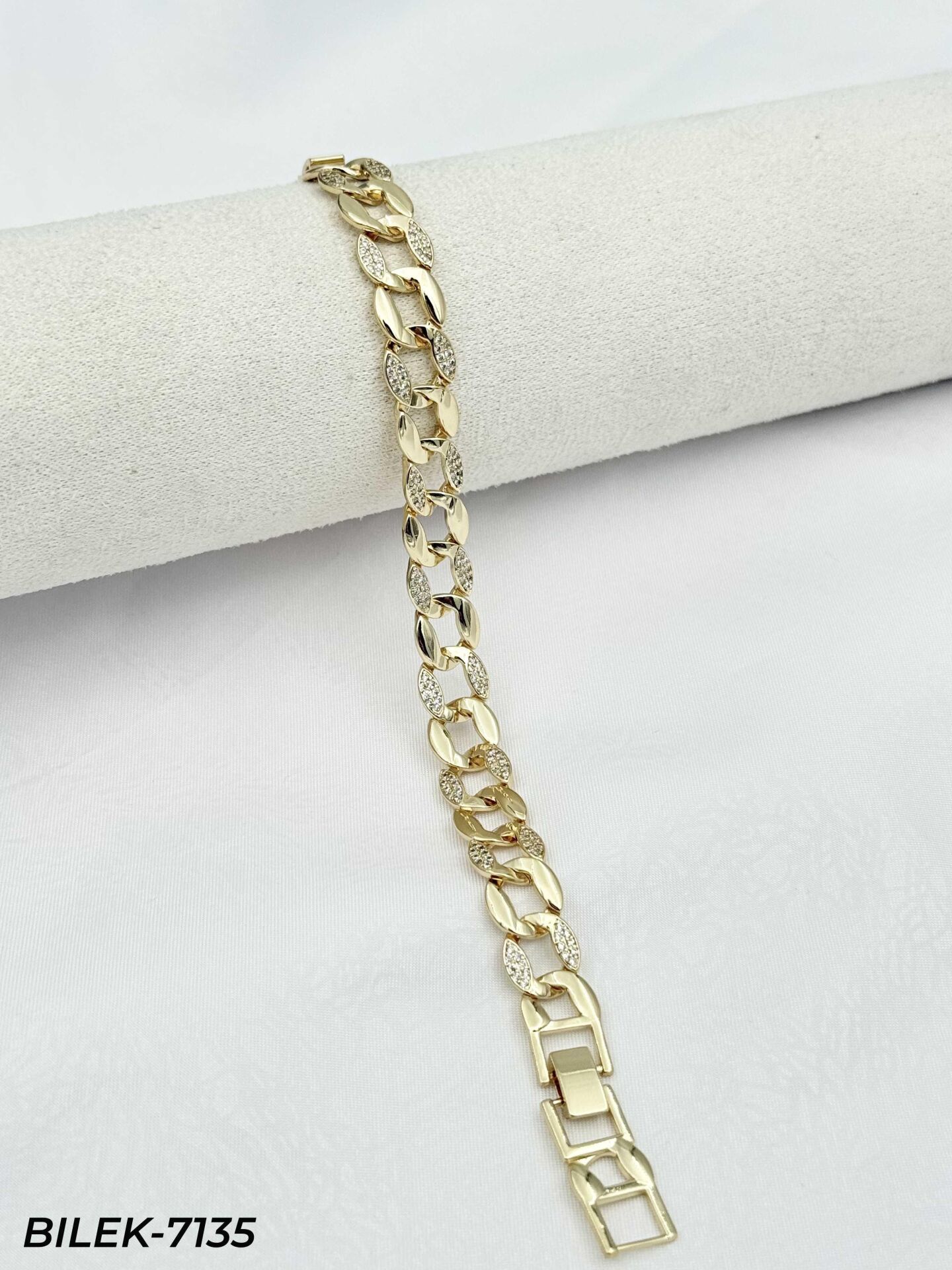 CM 14K Bileklik // BILEK-7135