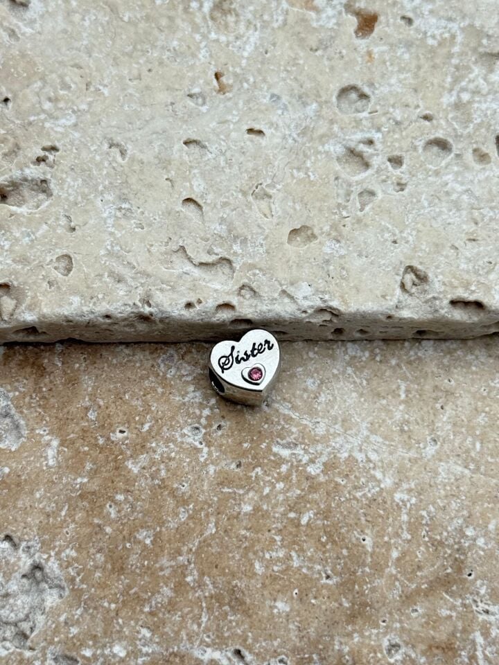 PNDR Charm // CHARM-789