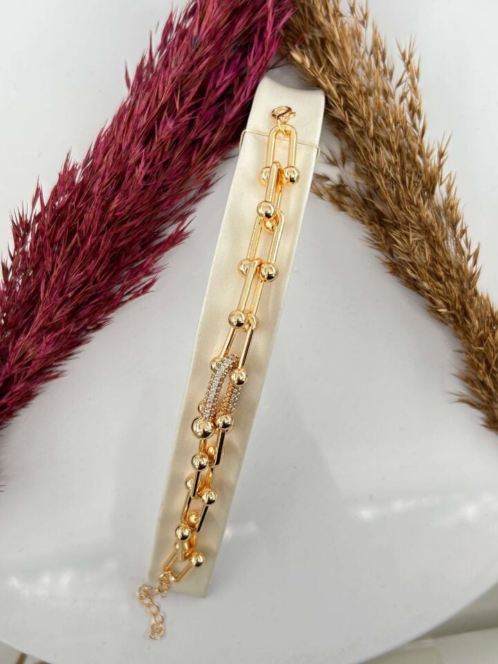 VIP Bracelet // WRIST-4615