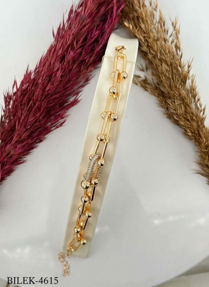 VIP Bracelet // WRIST-4615