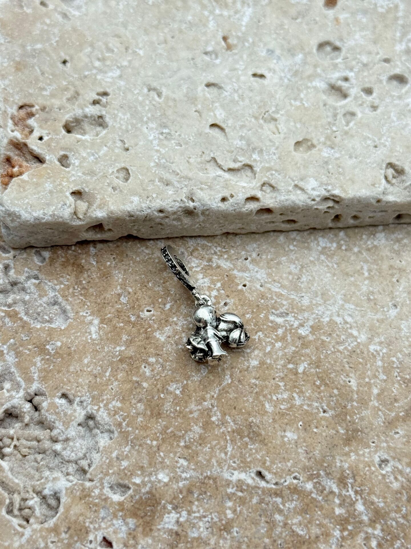 PNDR Charm // CHARM-803