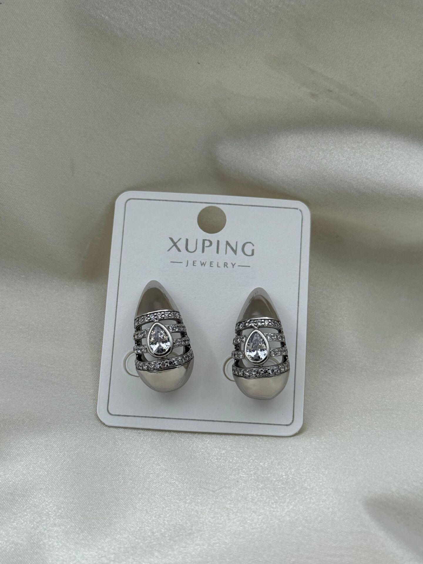 XUPING Earring // K-XU-1919