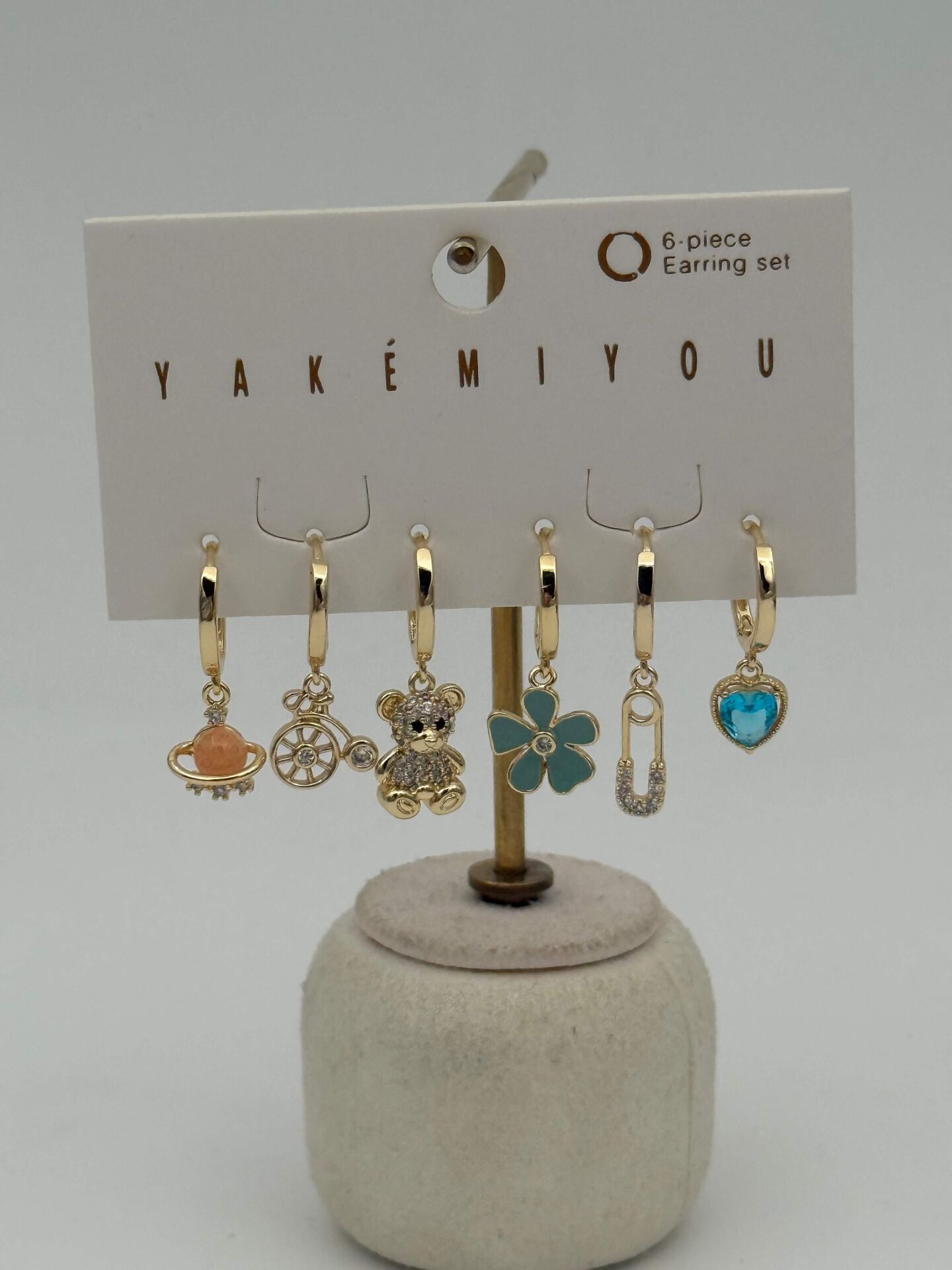 YAKEMIYOU 6'lı Set Küpe // ITHAL-3680