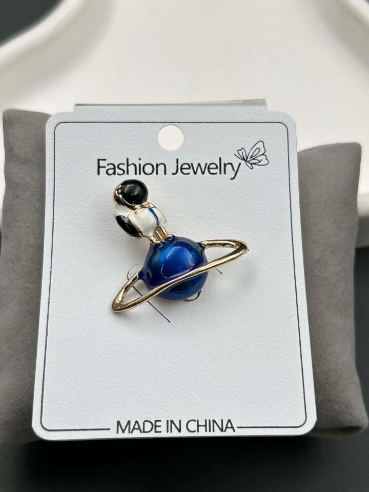 Brooch // BROS-369