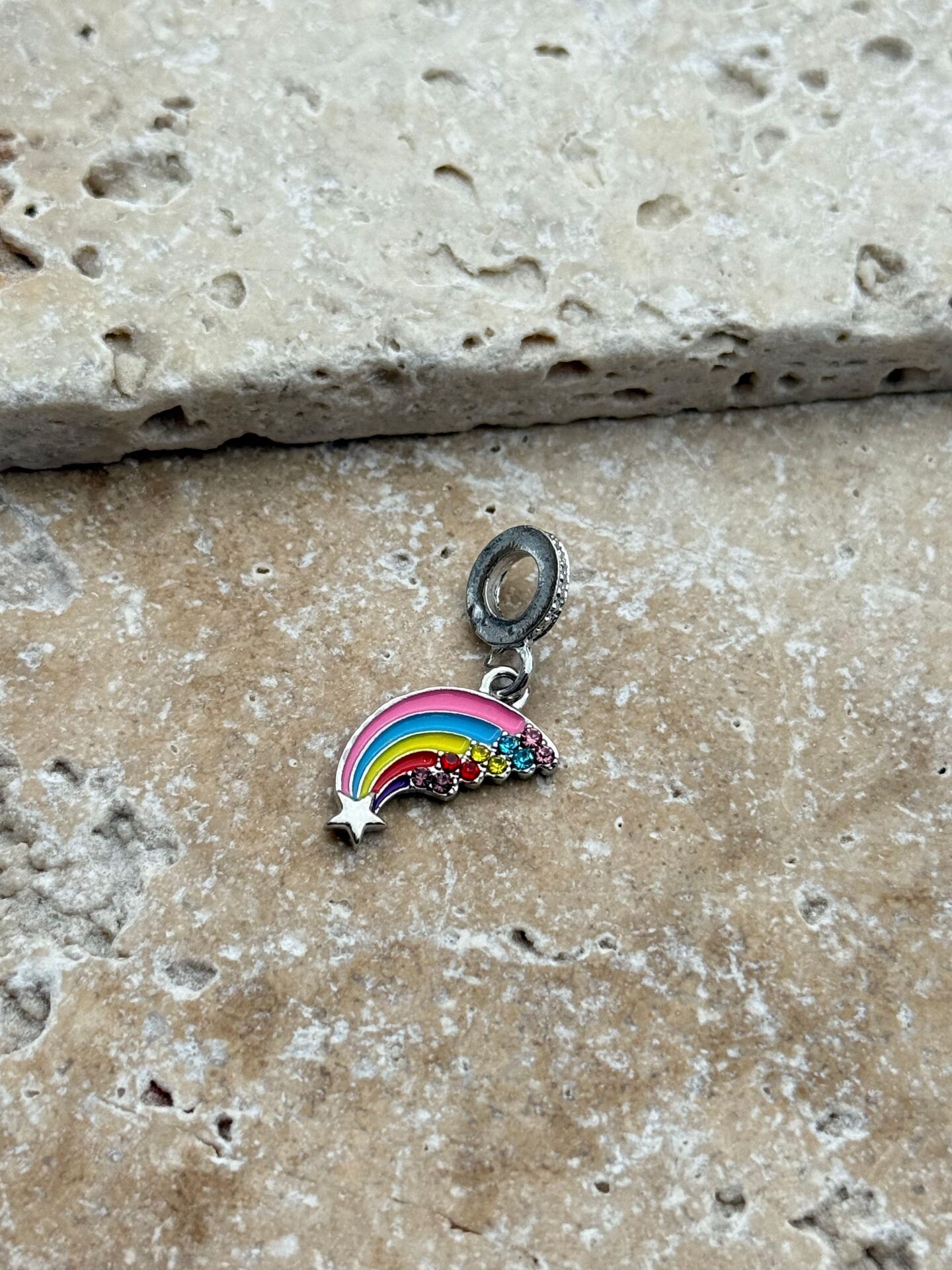 PNDR Charm // CHARM-826