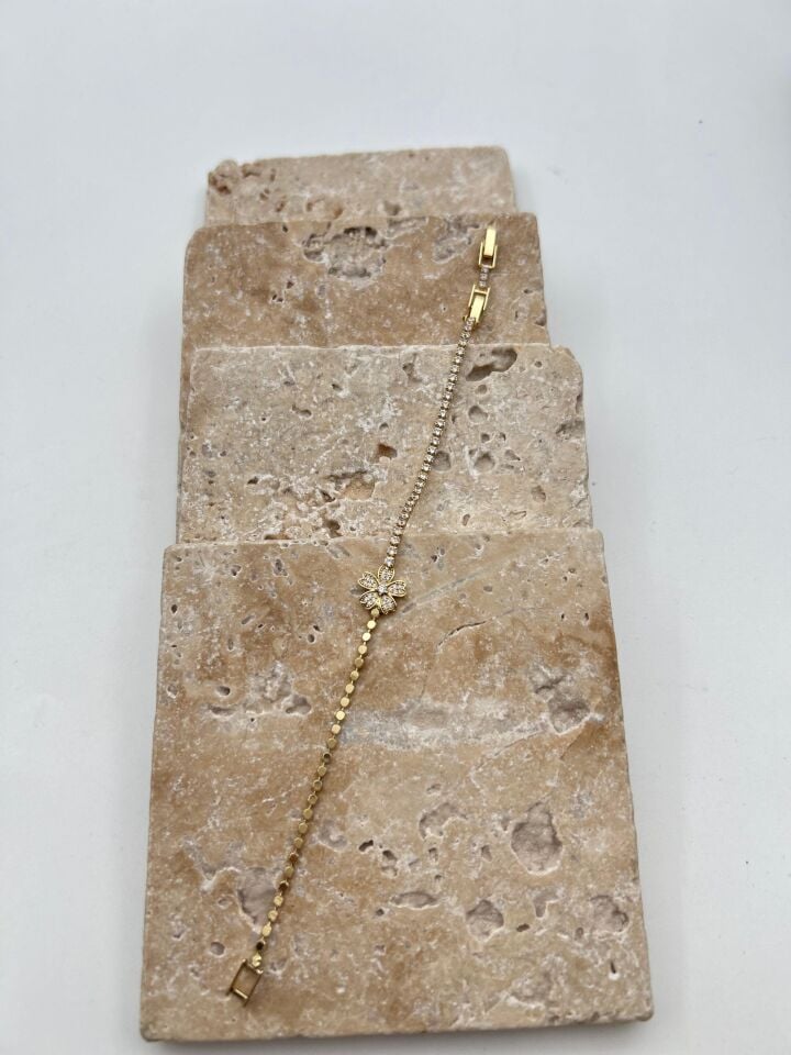 Çelik Ezme Modelli Su Yolu Bileklik // BILEK-6303