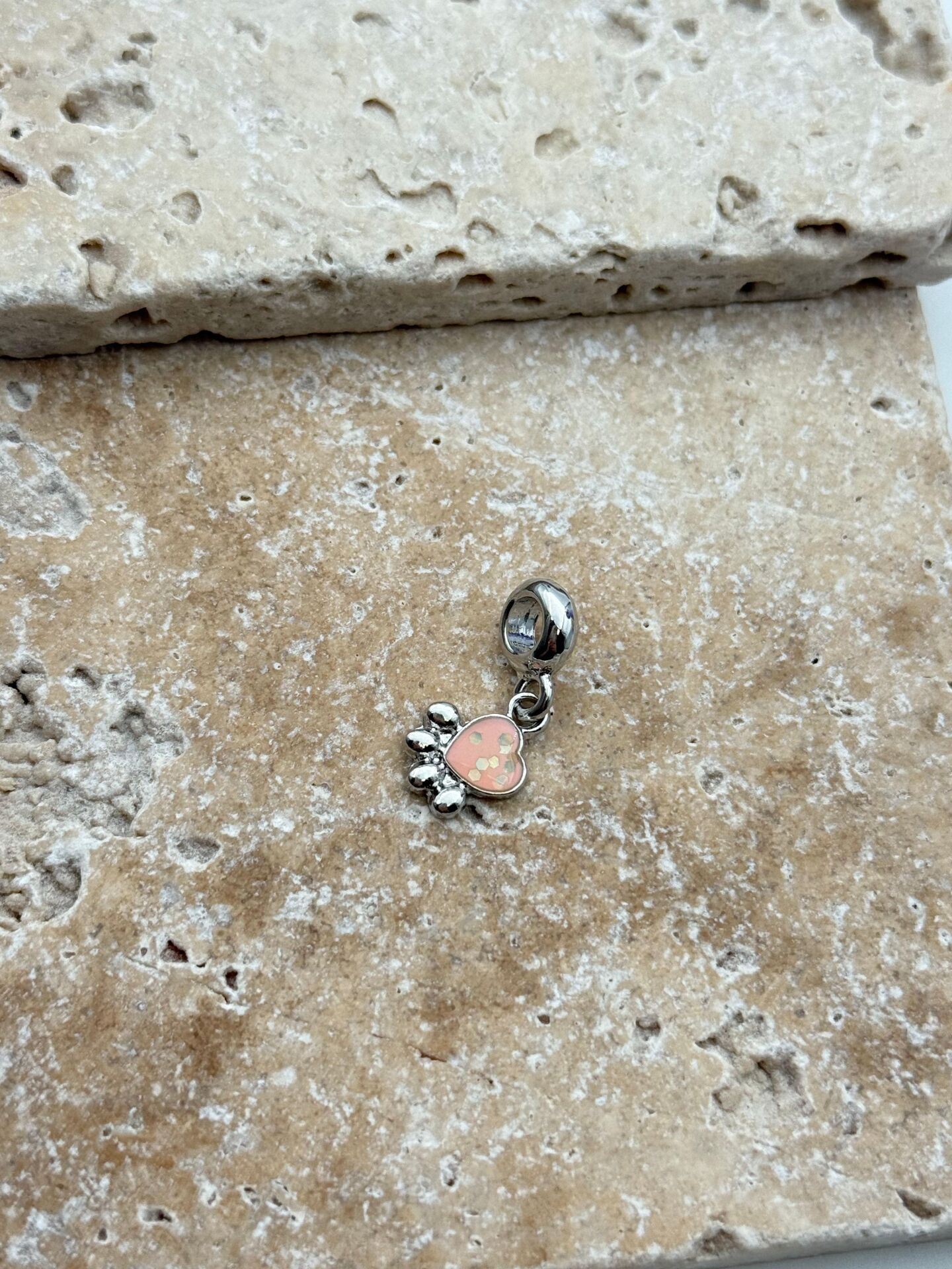 PNDR Charm // CHARM-845