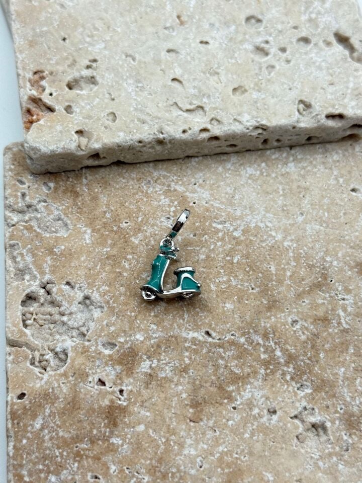 PNDR-Anhänger // CHARM-846