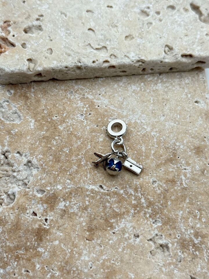 PNDR-Charm // CHARM-851