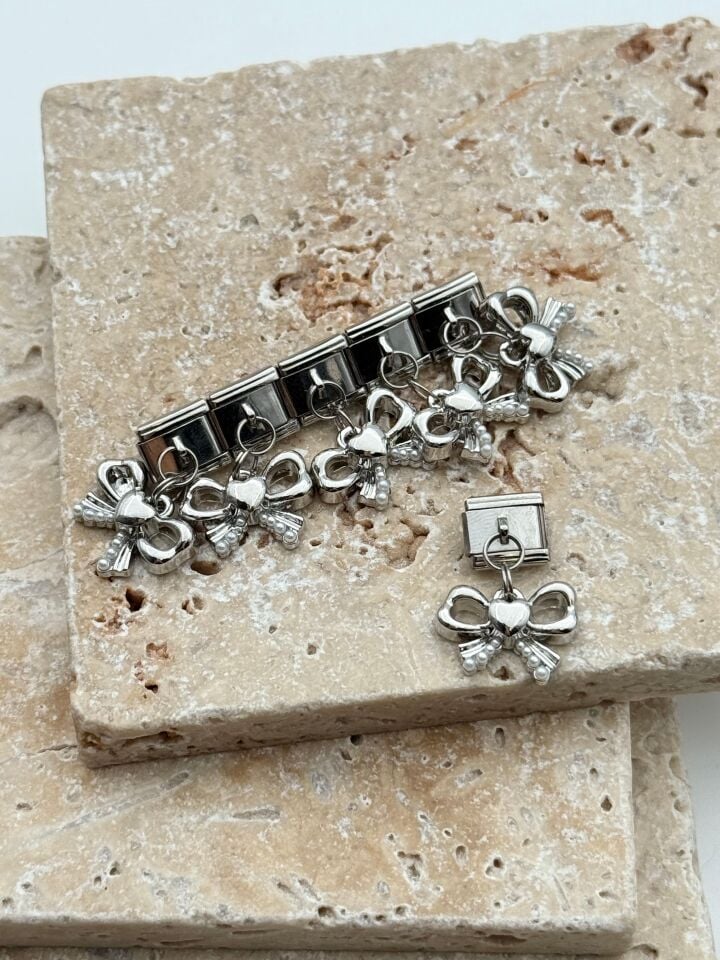 NMT Charm // CHARM-1025