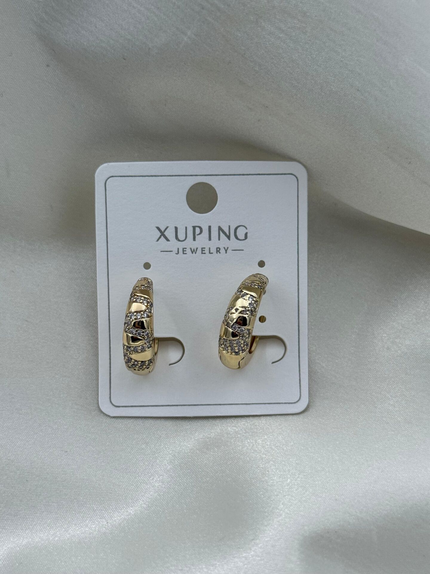 XUPING Küpe // K-XU-2024