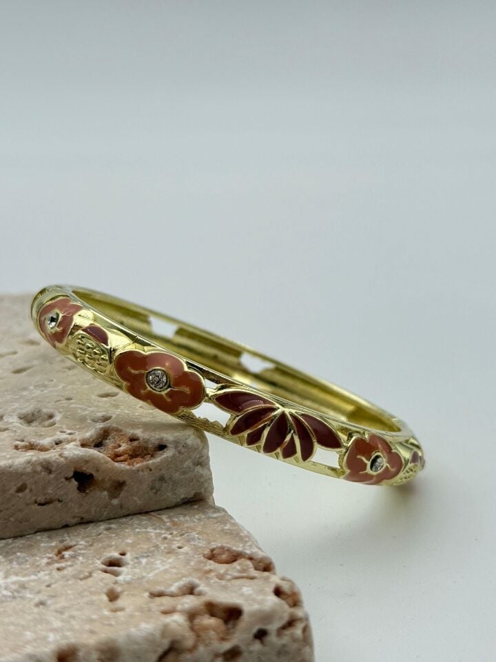 VIP Enameled Handcuff // KELEPCE-3673