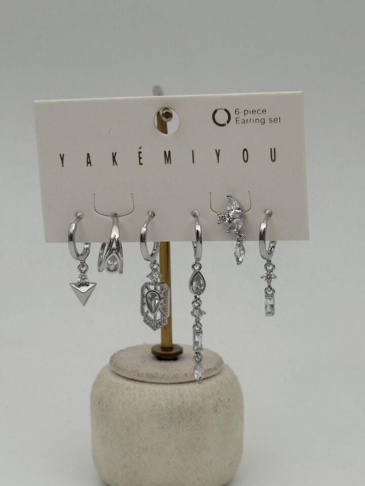 YAKEMIYOU 6'lı Set Küpe // ITHAL-3642