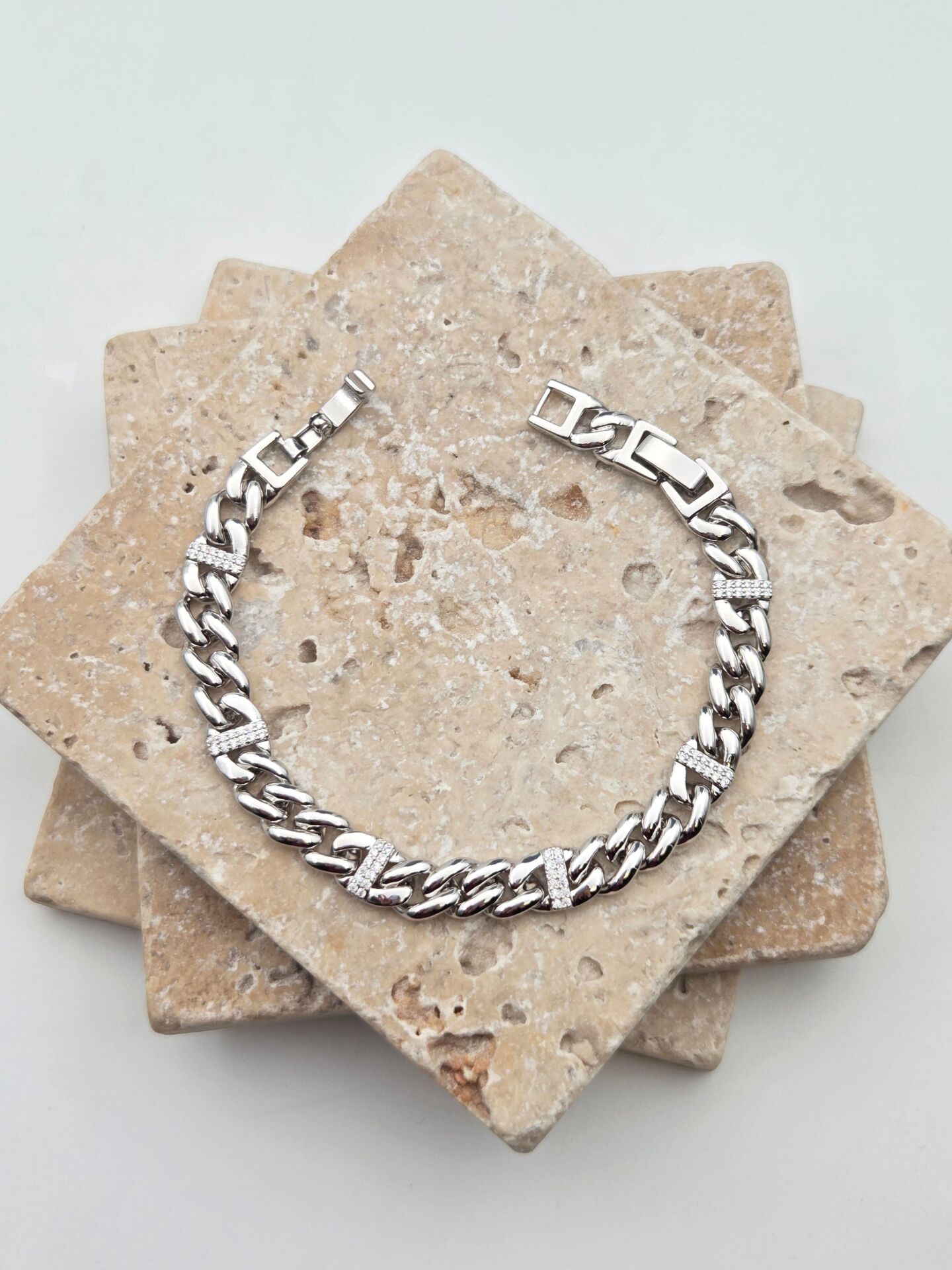 XUPING Bileklik // BILEK-6417