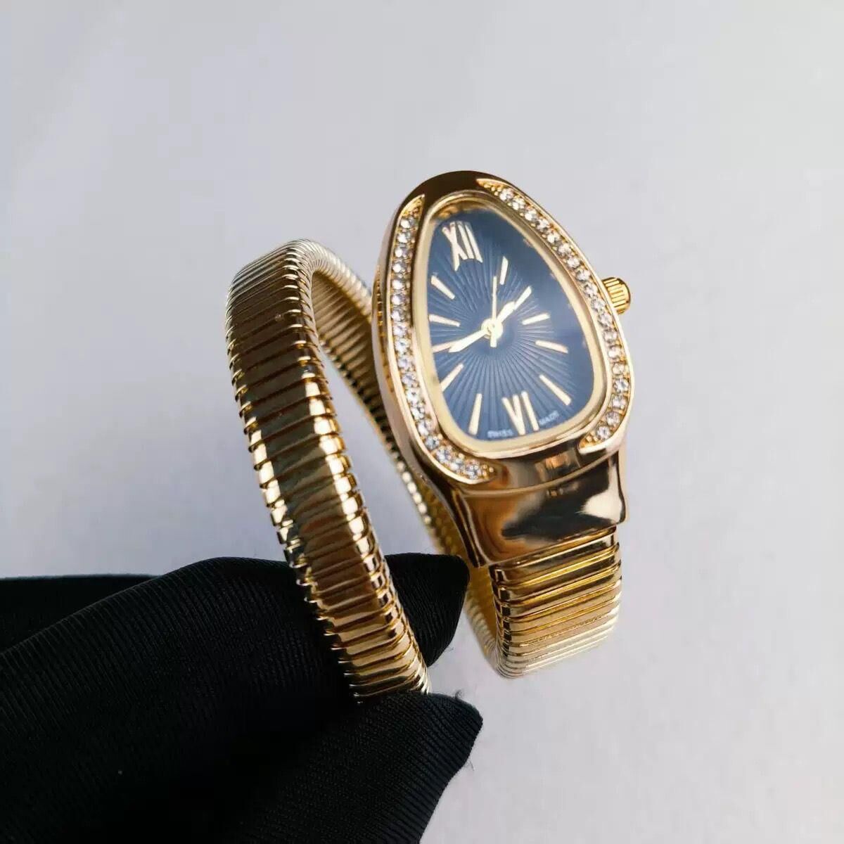 Çelik Kadın Saat // SAAT-081