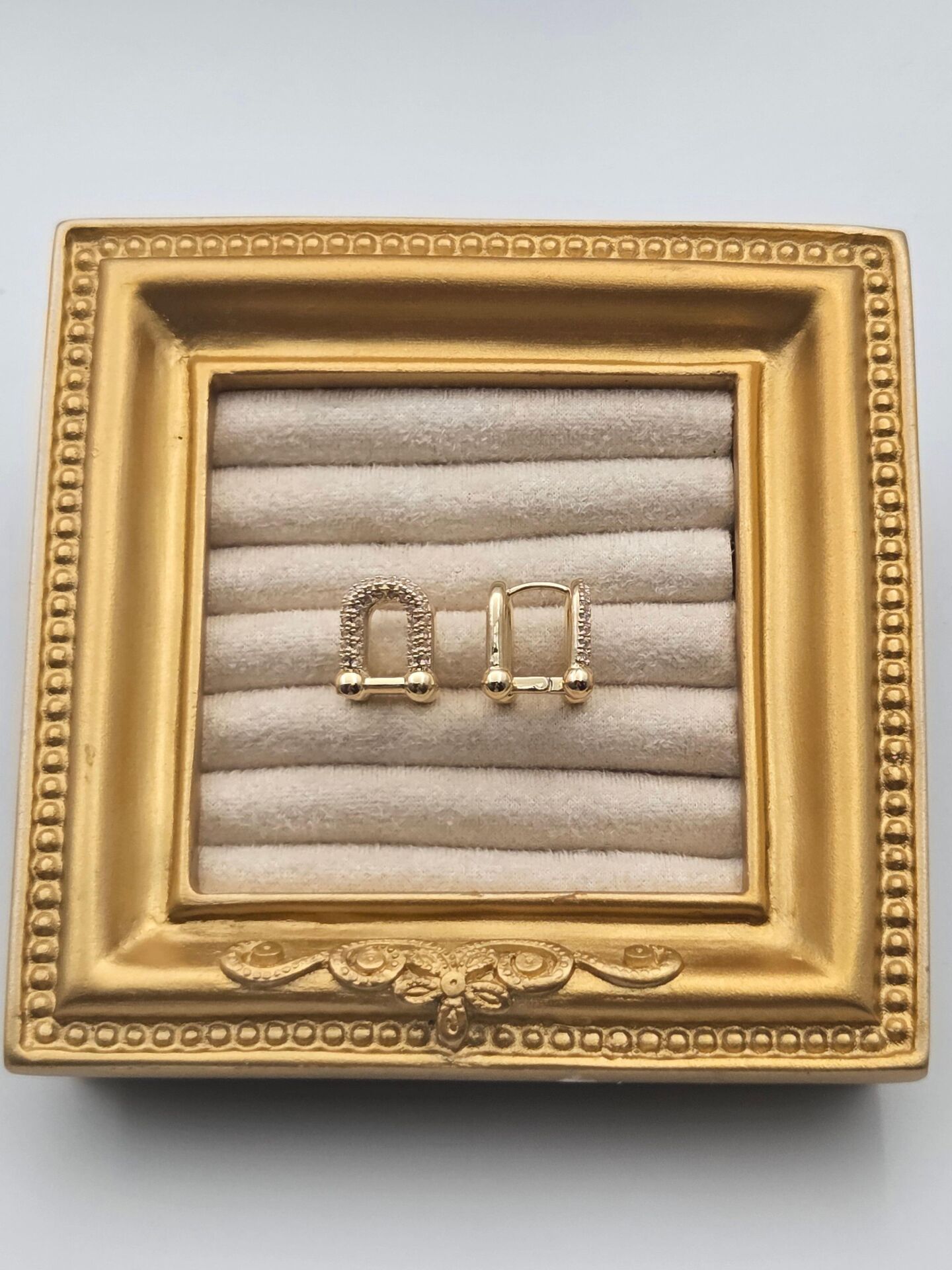 Çelik Küpe // KÜPE-3911