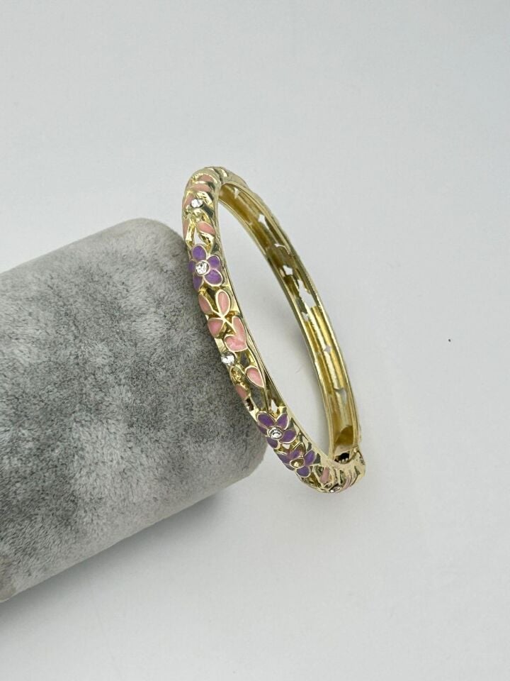 VIP Enameled Handcuff // KELEPCE-3652