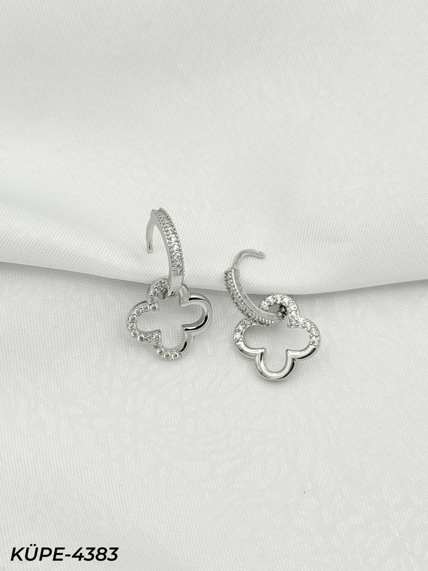 Çelik Küpe // KÜPE-4383