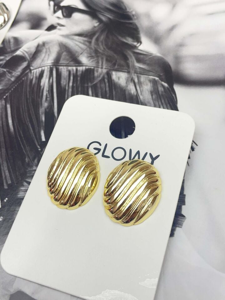 VIP Earring // K-ITH-1029
