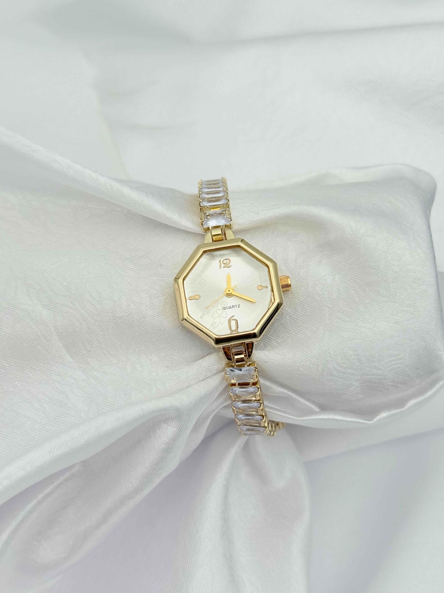 Çelik Kadın Saat // SAAT-651