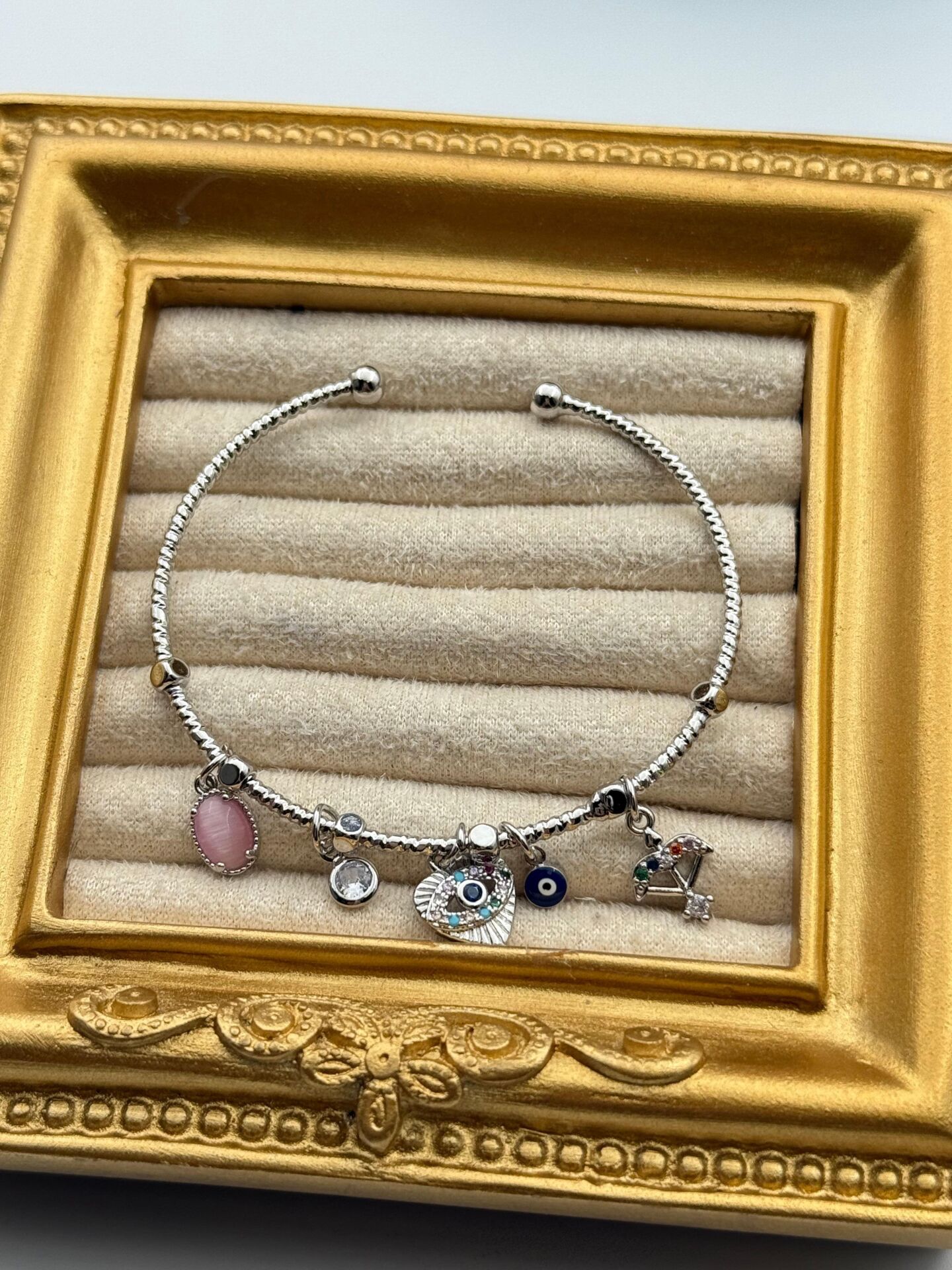 Çelik Charmlı Bileklik // BILEK-6113