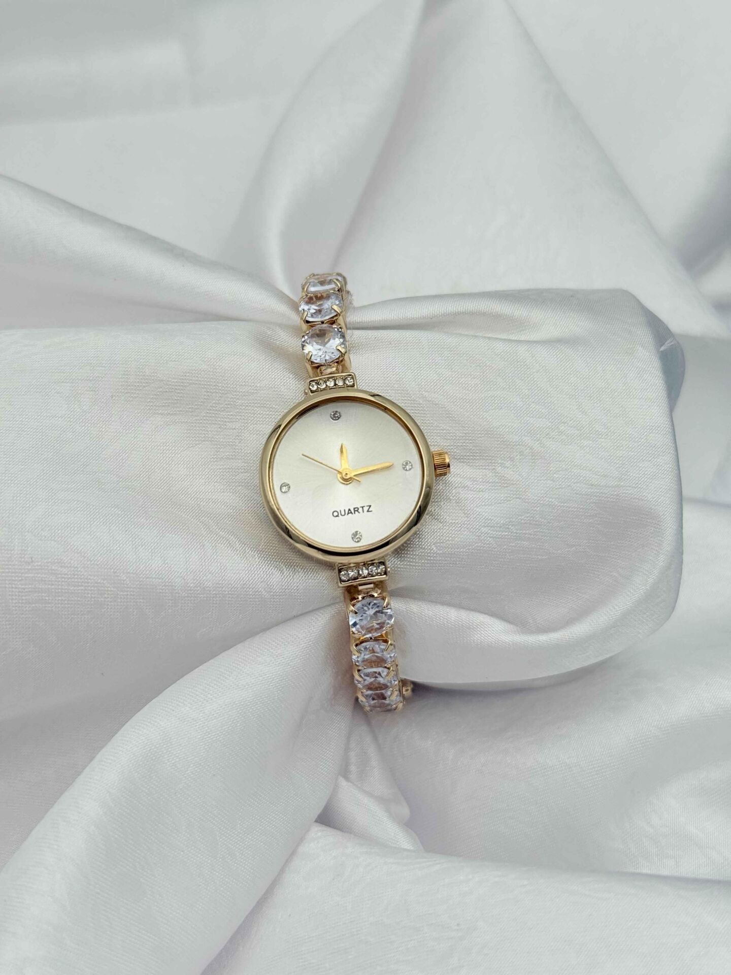 Çelik Kadın Saat // SAAT-677