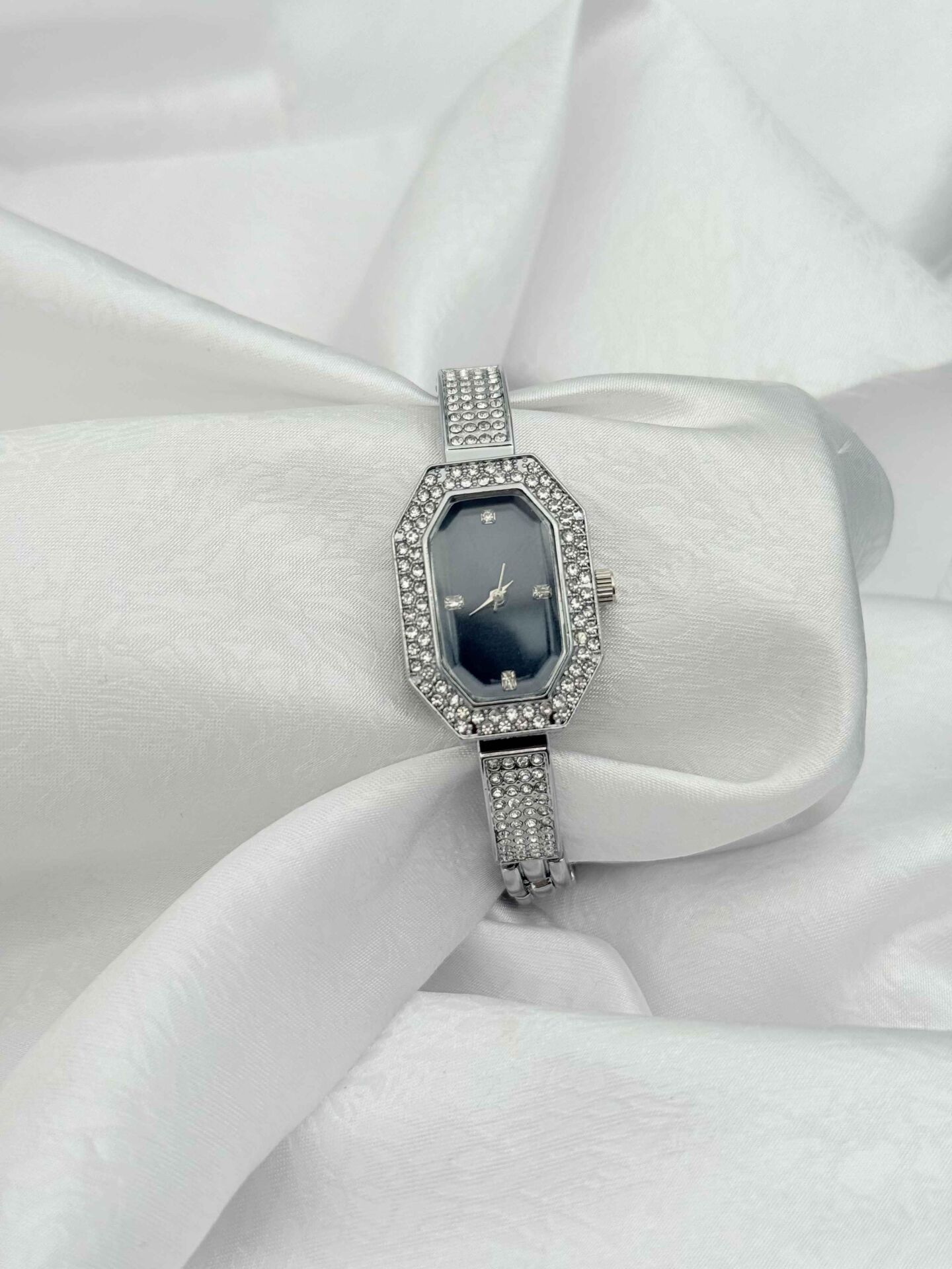 Çelik Kadın Saat // SAAT-679