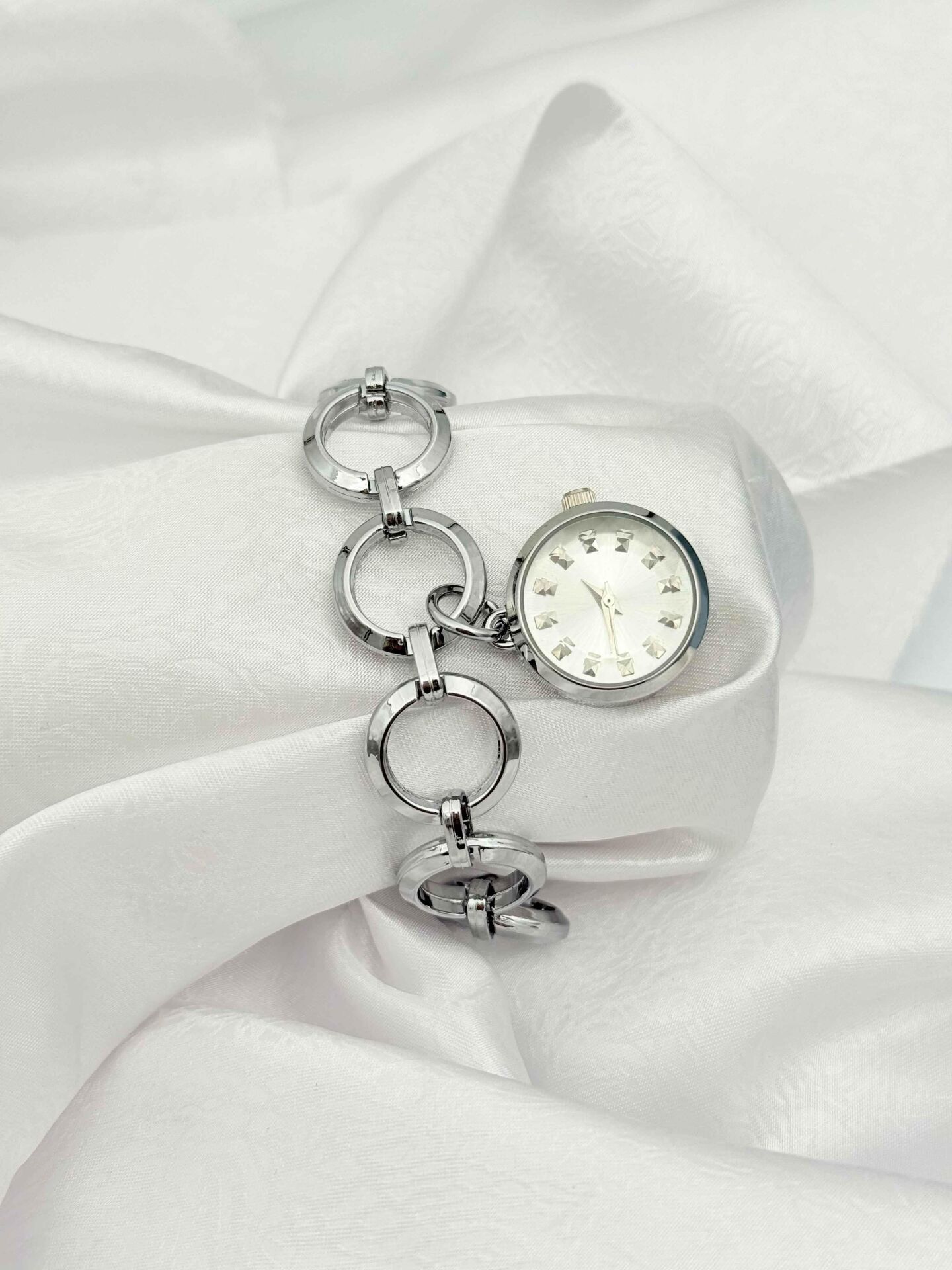 Çelik Kadın Saat // SAAT-680