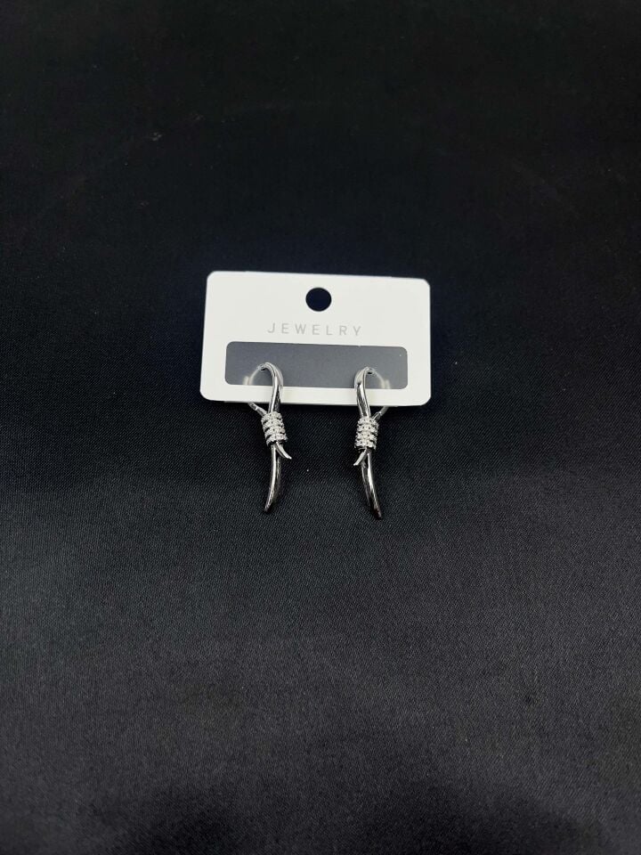 Deluxe Earring // ITHAL-2393