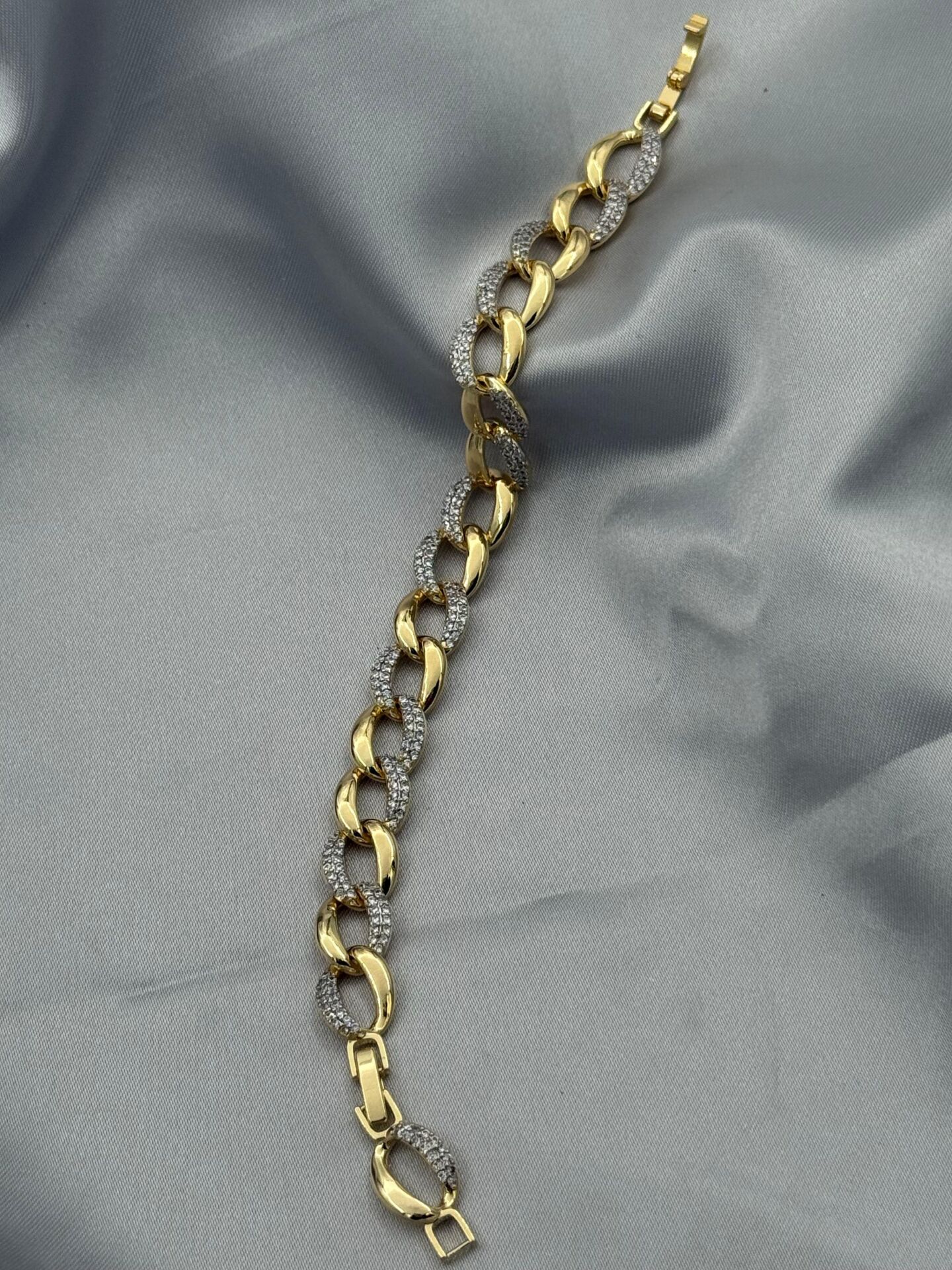 VIP-Armband // WRIST-5457
