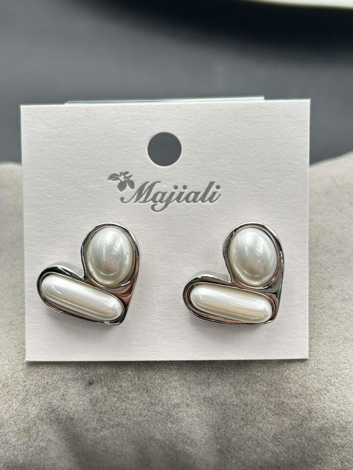 VIP Special Series Earrings // ITHAL-2623