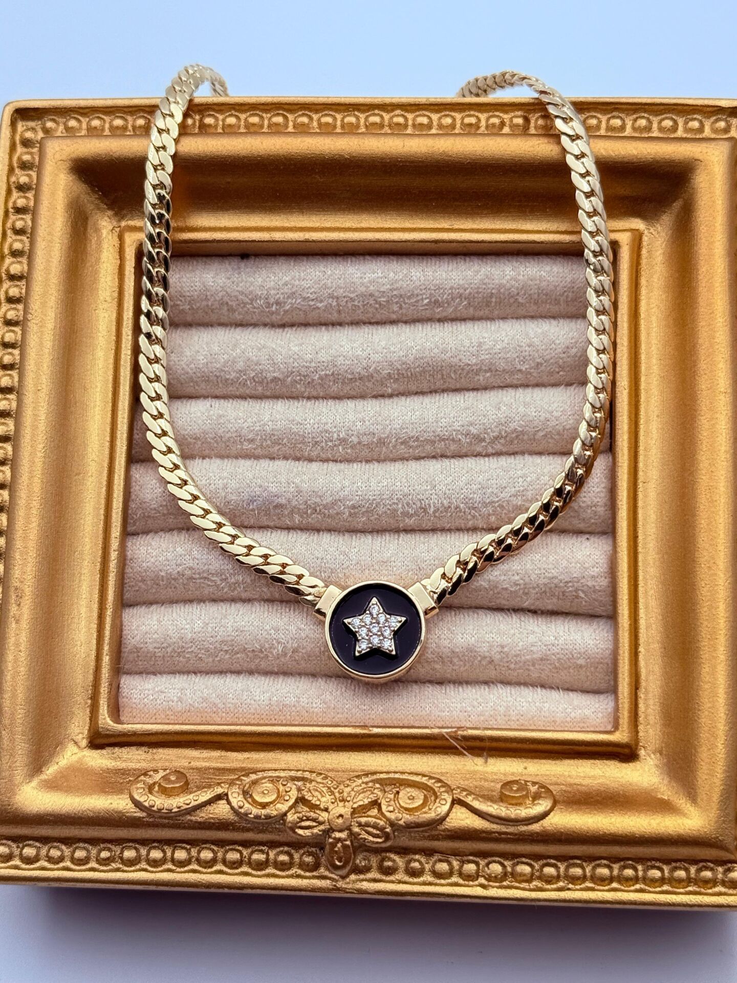 VIP Yıldız Model Serenay Kolye // KOLYE-5779