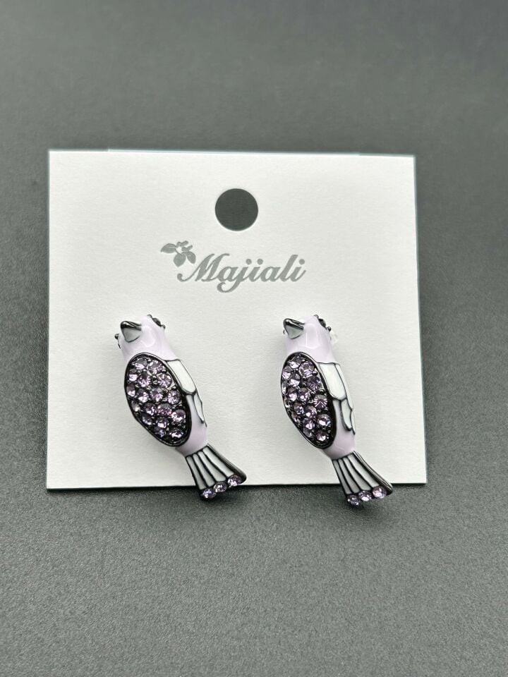 VIP Special Series Earrings // ITHAL-2637