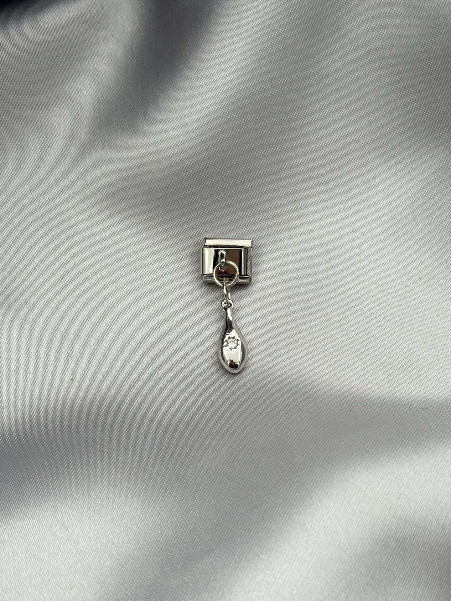 NMT Charm // CHARM-664