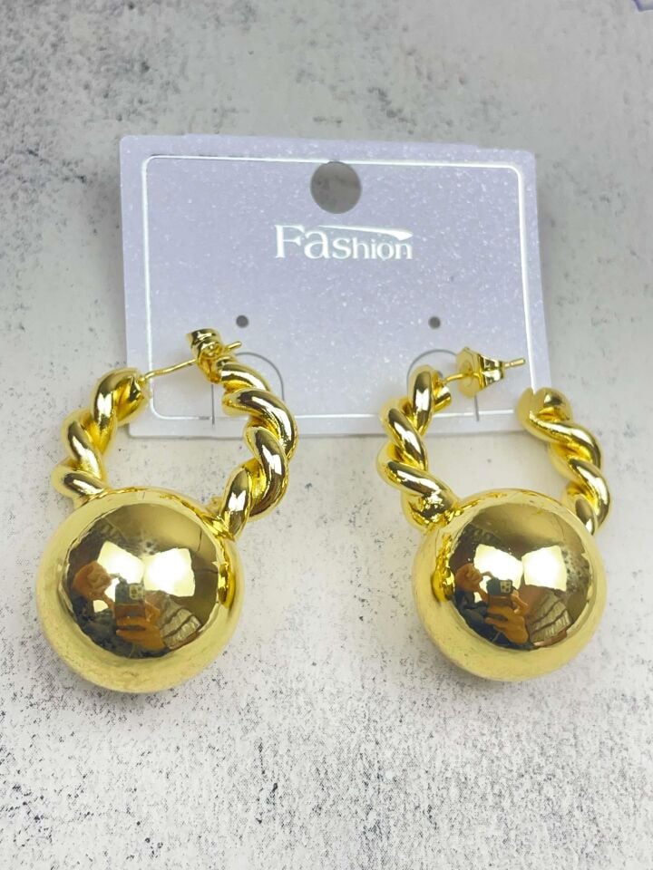 VIP Earring // K-ITH-1344