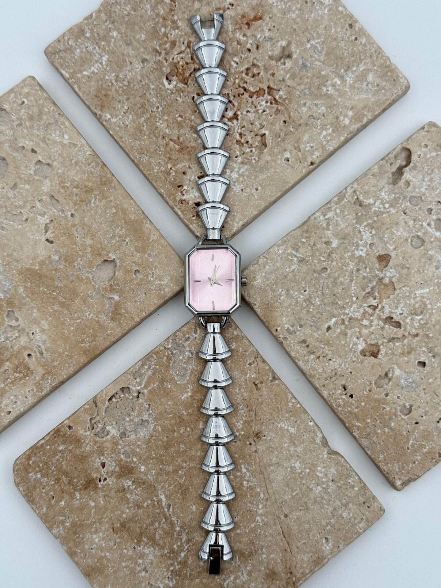 Çelik Kadın Saat // SAAT-526