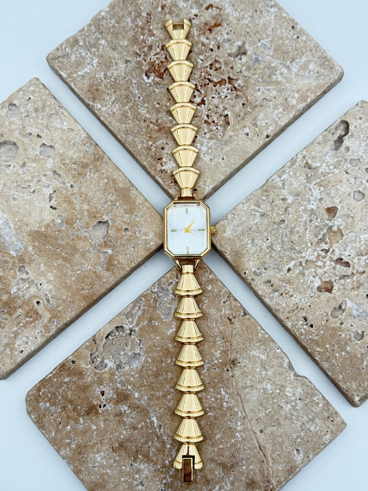 Çelik Kadın Saat // SAAT-528