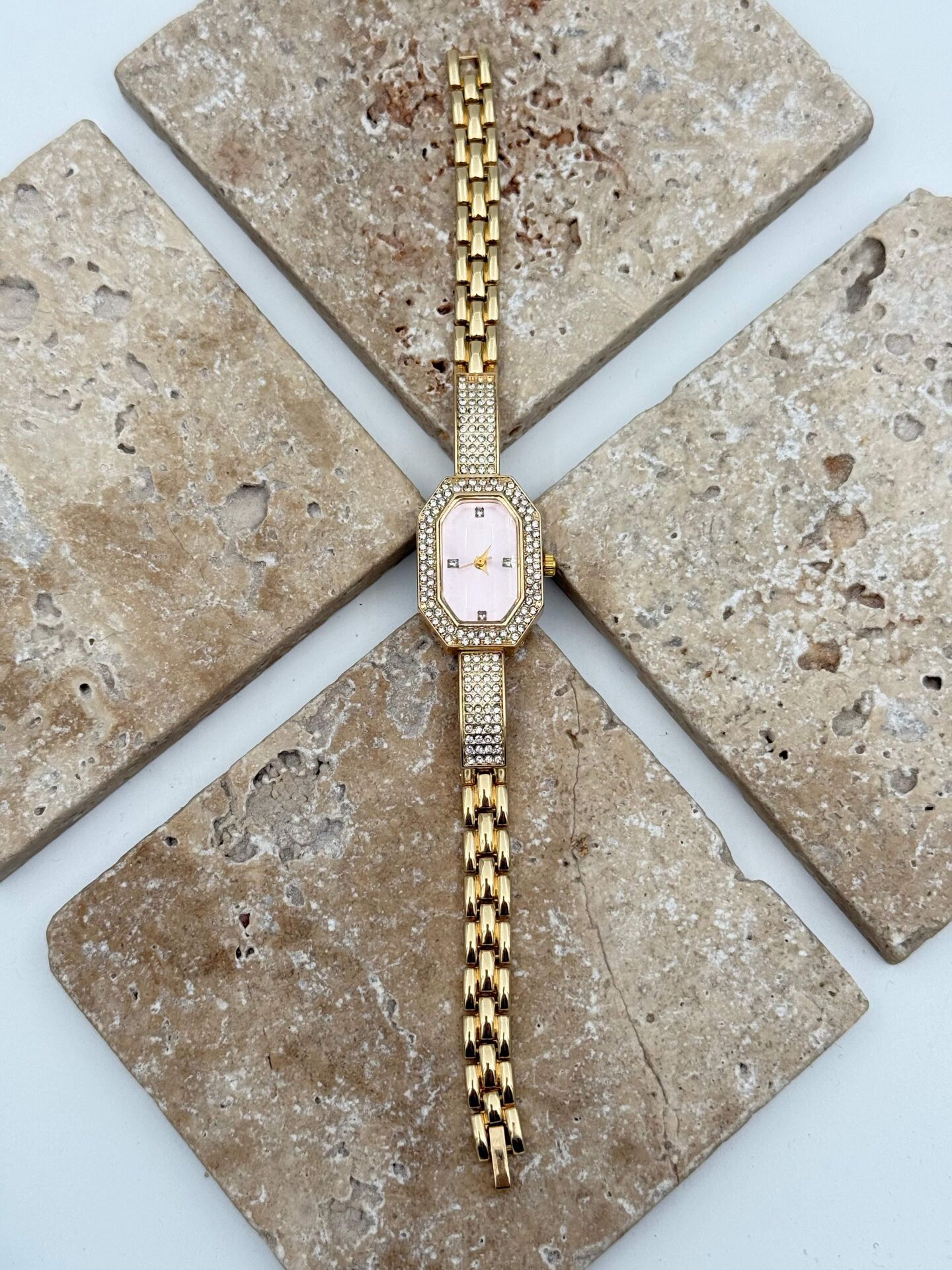 Çelik Kadın Saat // SAAT-535