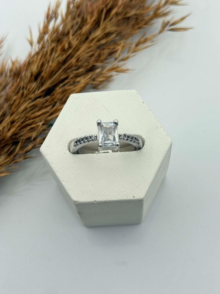 VIP Ring (Adjustable) // RING-1575