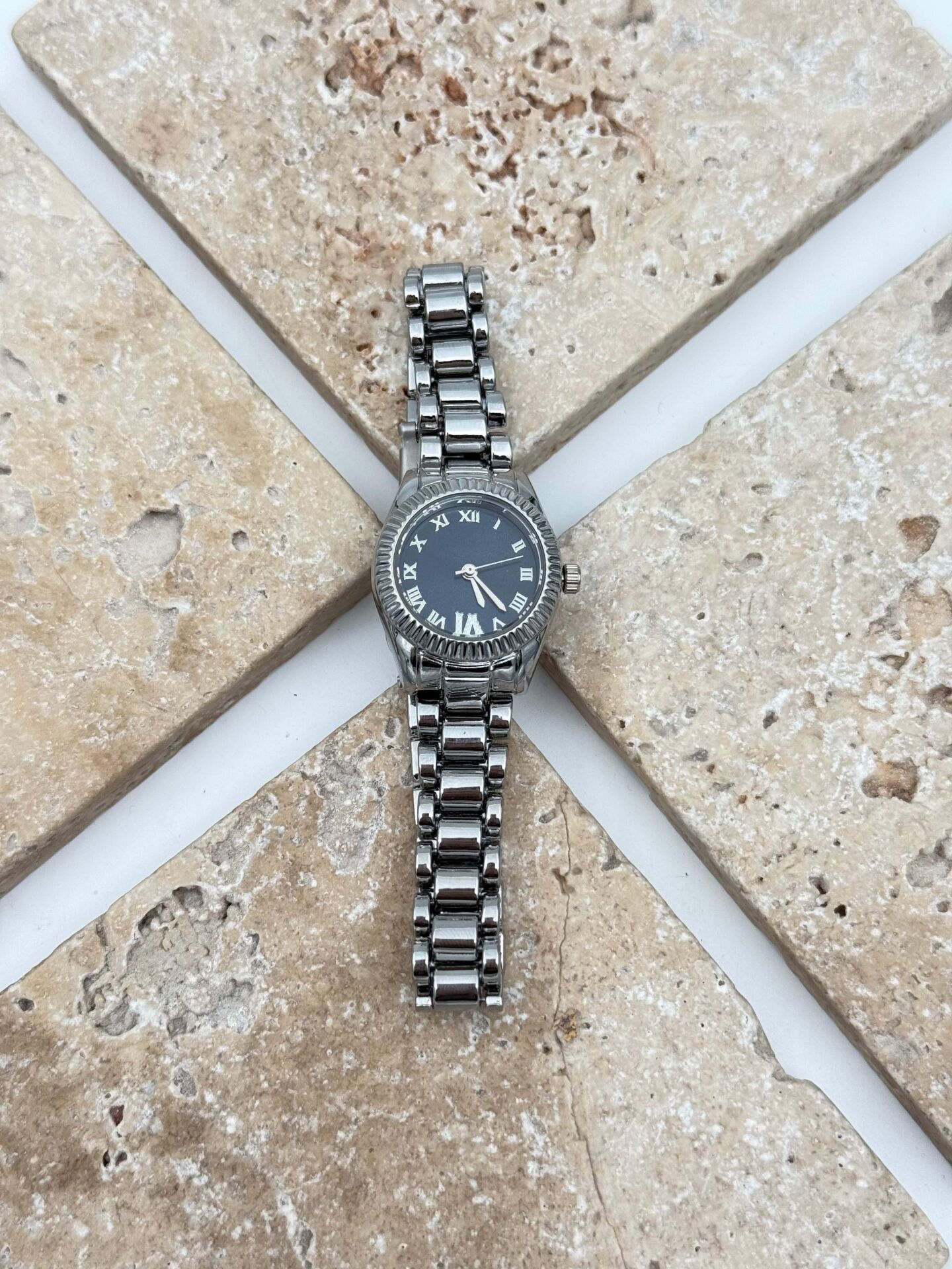 Çelik Kadın Saat // SAAT-546