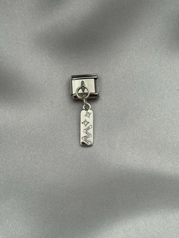 NMT Charm // CHARM-693