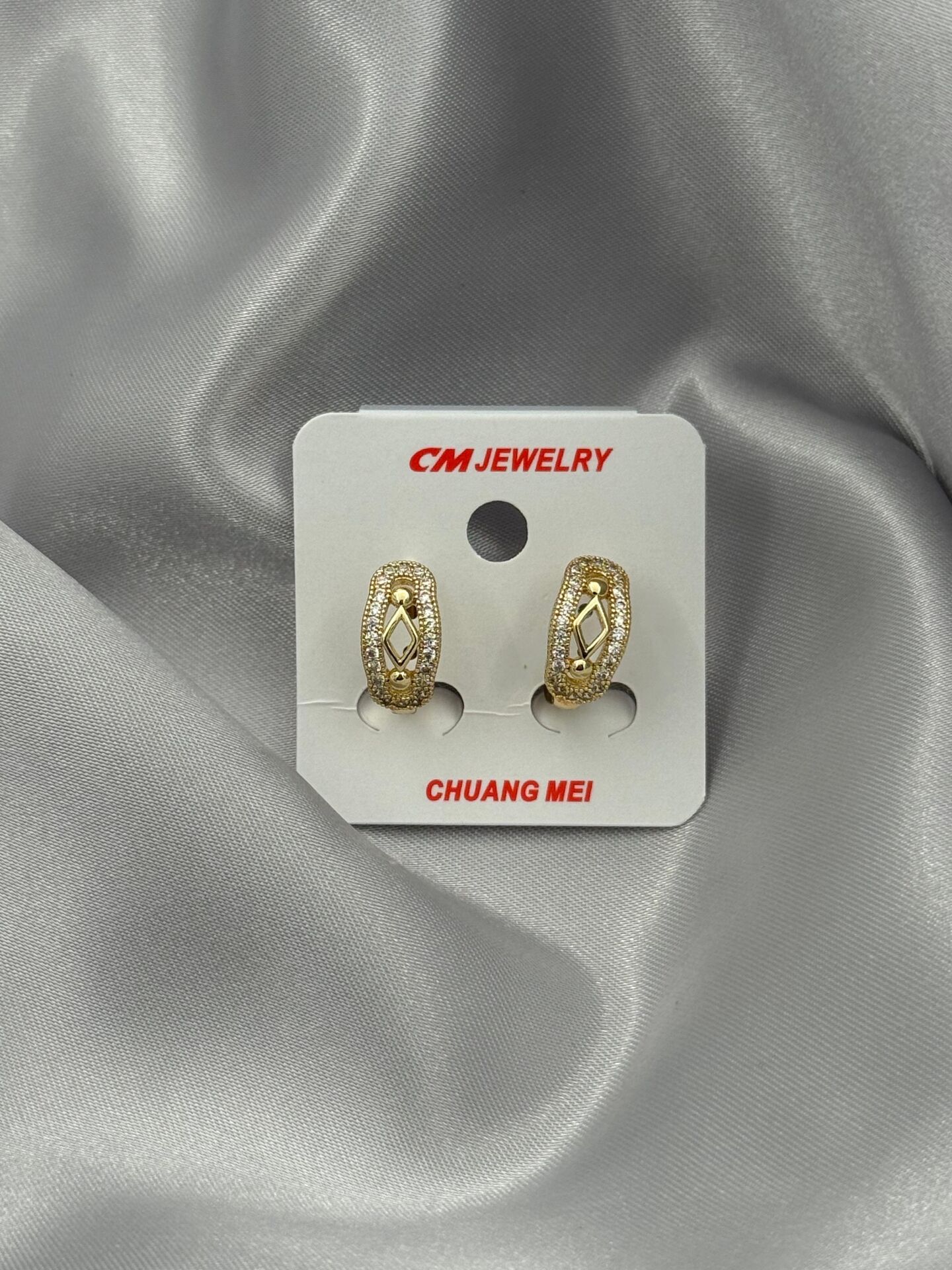 CM Küpe // CM-048