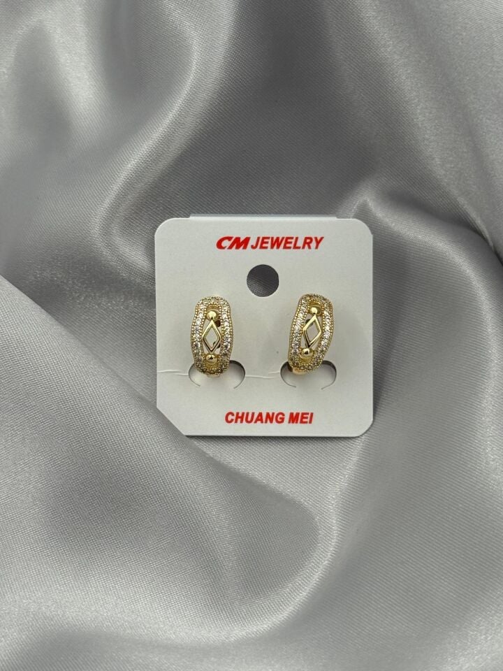 CM Küpe // CM-048