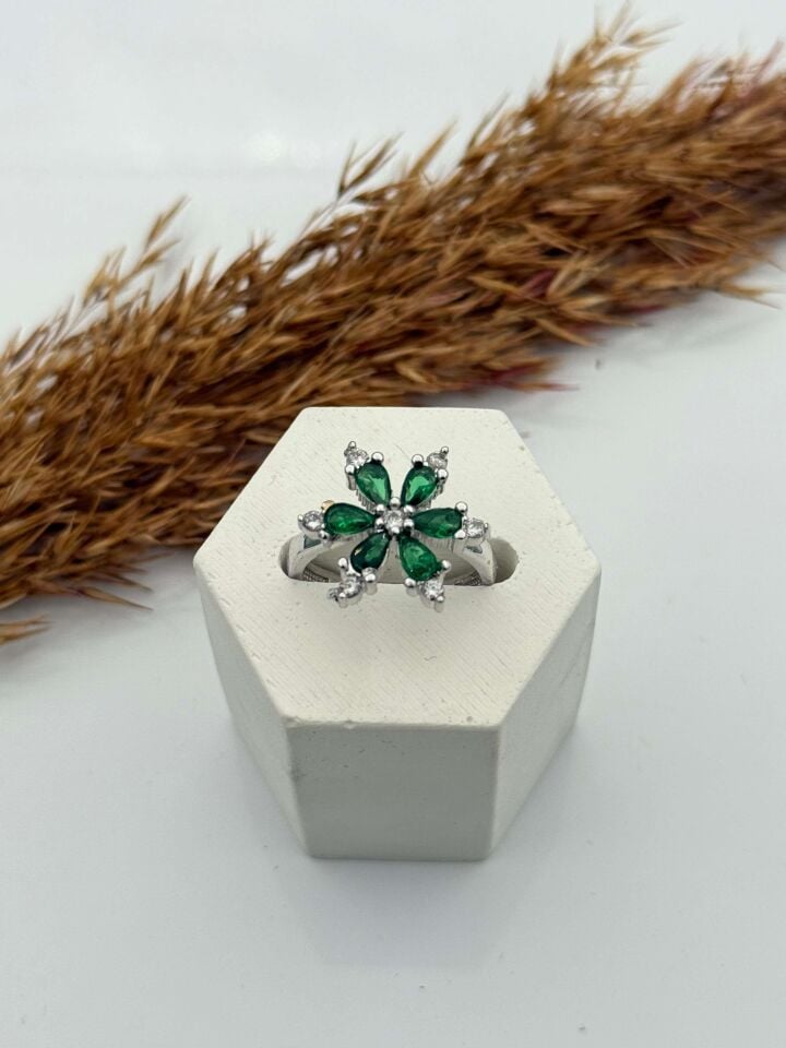 VIP Ring (Adjustable) // RING-1591