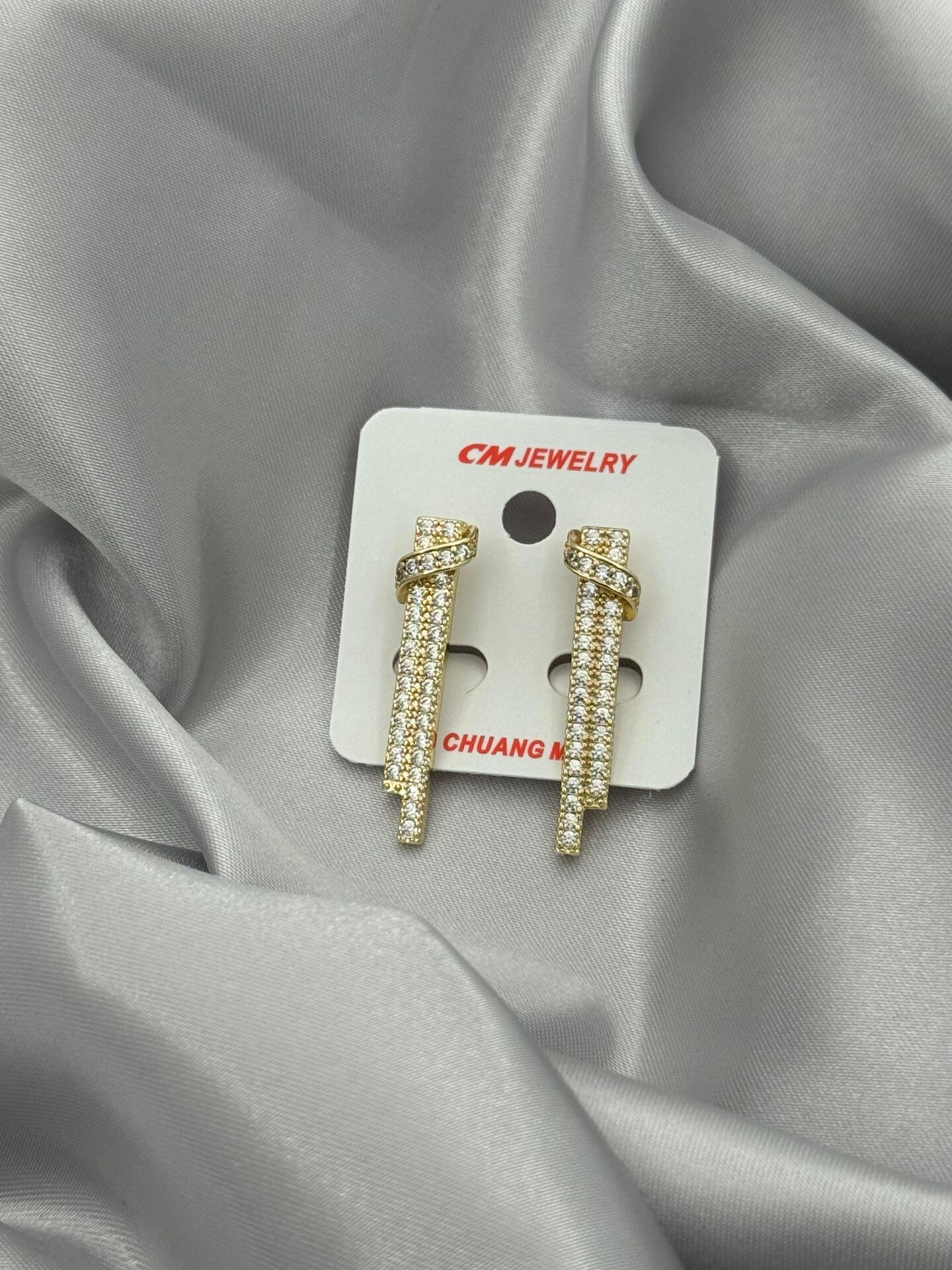CM Küpe // CM-067