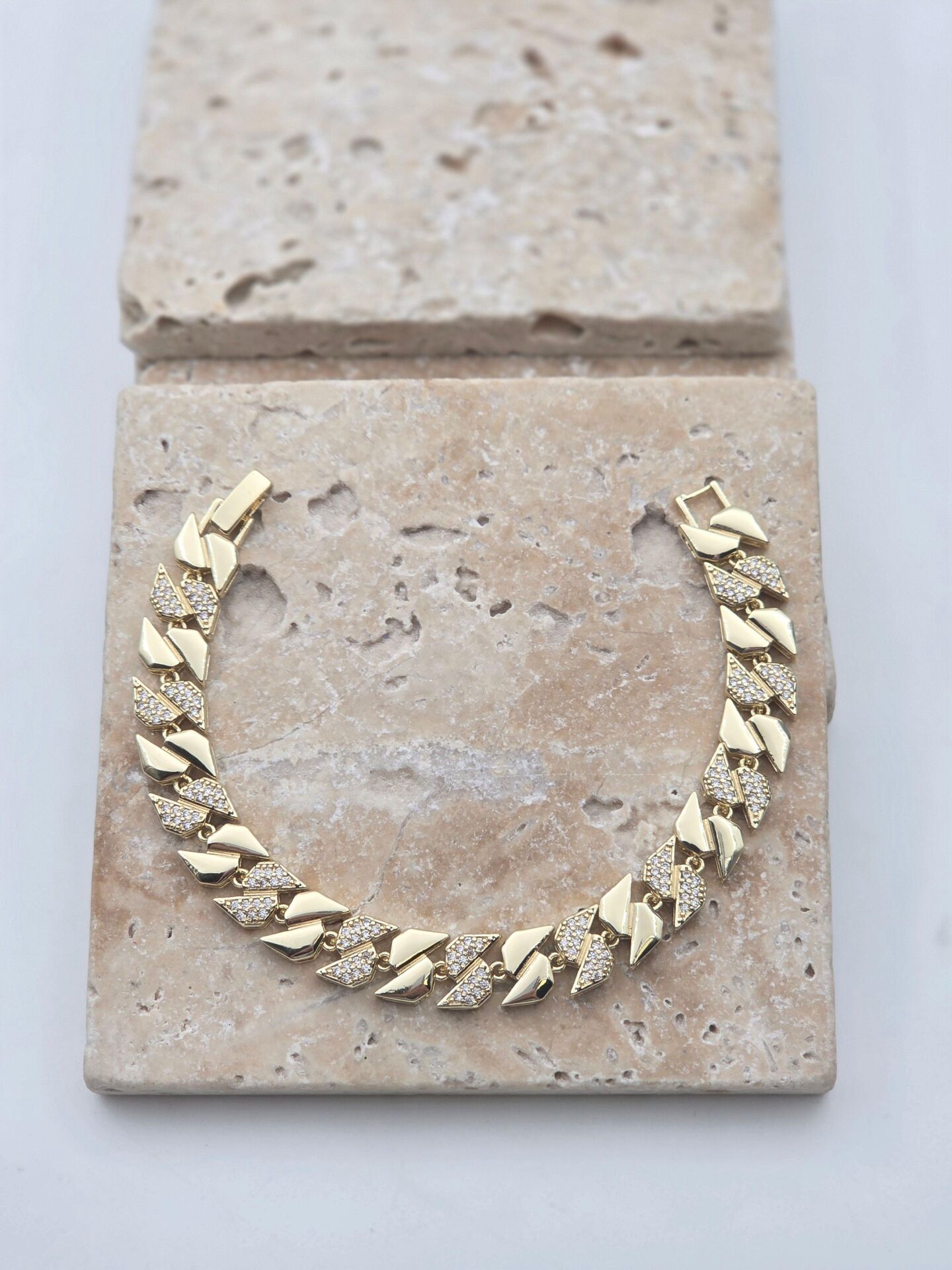 VIP Özel Seri Bileklik // BILEK-6372