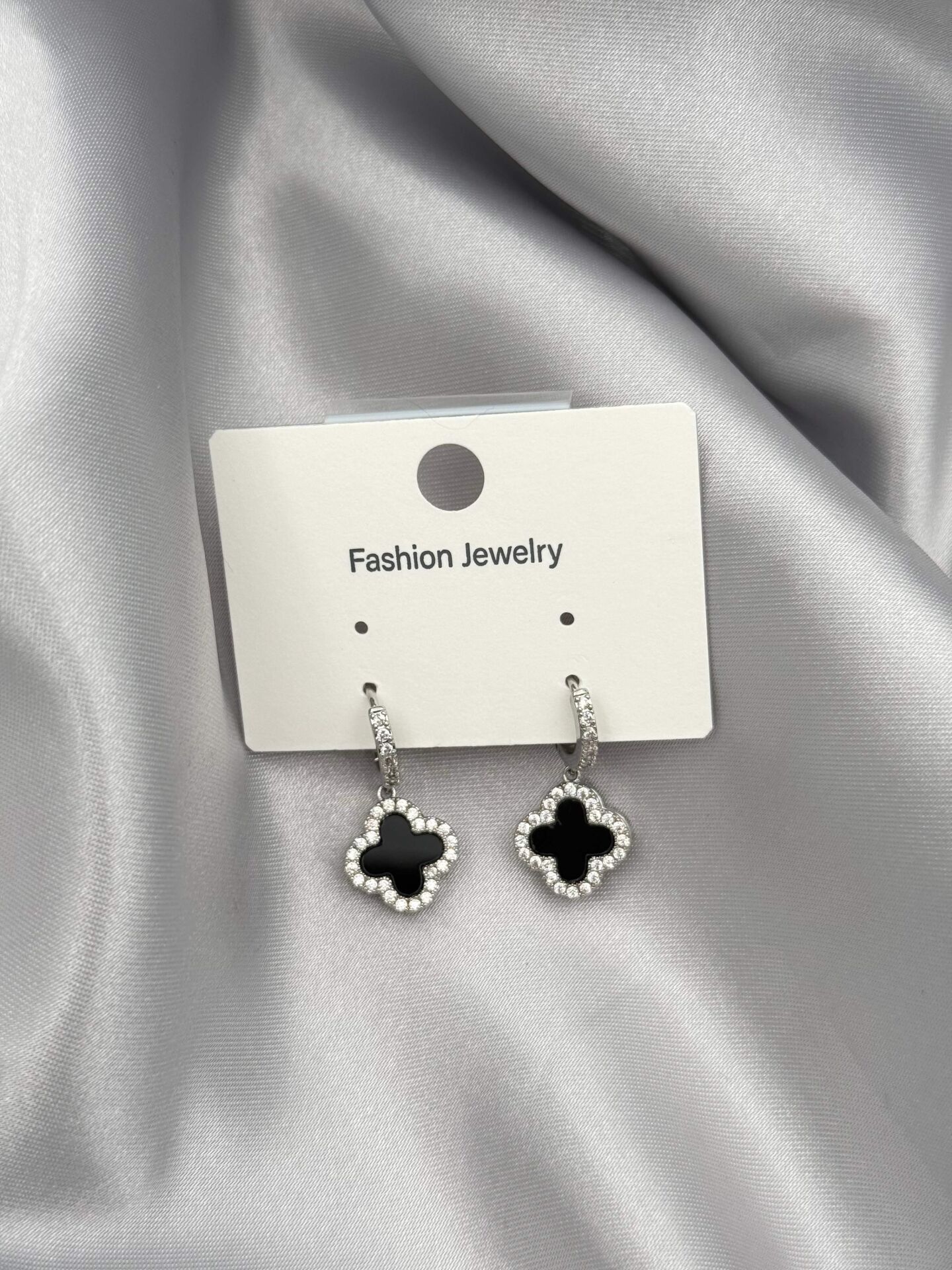 Zirkon Taşlı Rodyum Kaplama Küpe // ITHAL-3758